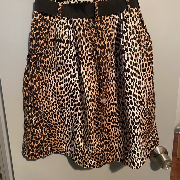 White House | Black Market Leopard Skirt - Picture 3 of 3